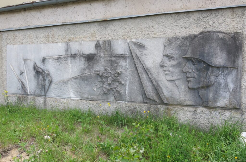 reliéf - Kamýcká, Litoměřice