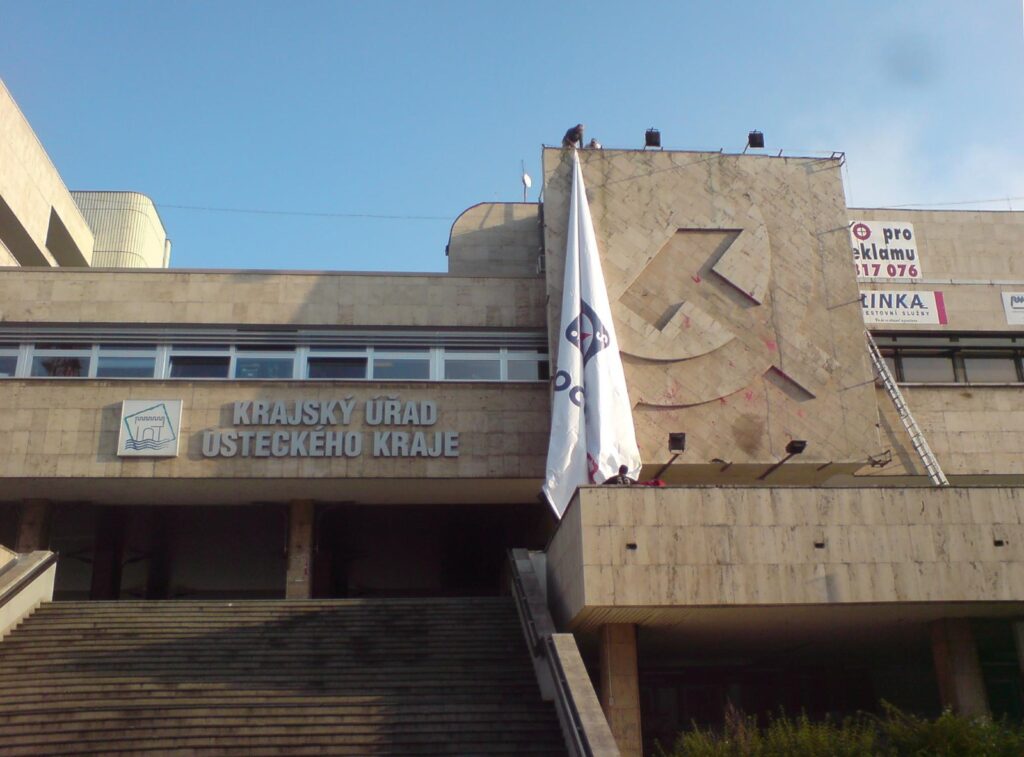 reliéf - Velká Hradební, Ústí nad Labem