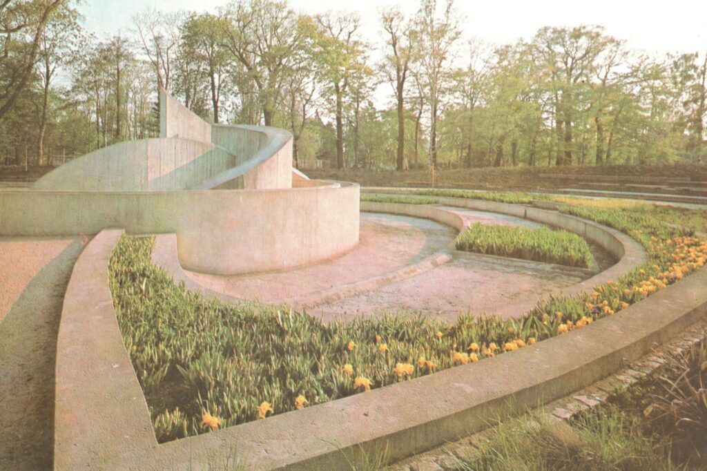 plastika - Městský park, Chomutov