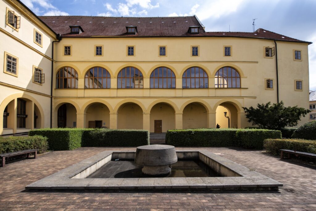 plastika 2 - Palackého, Chomutov