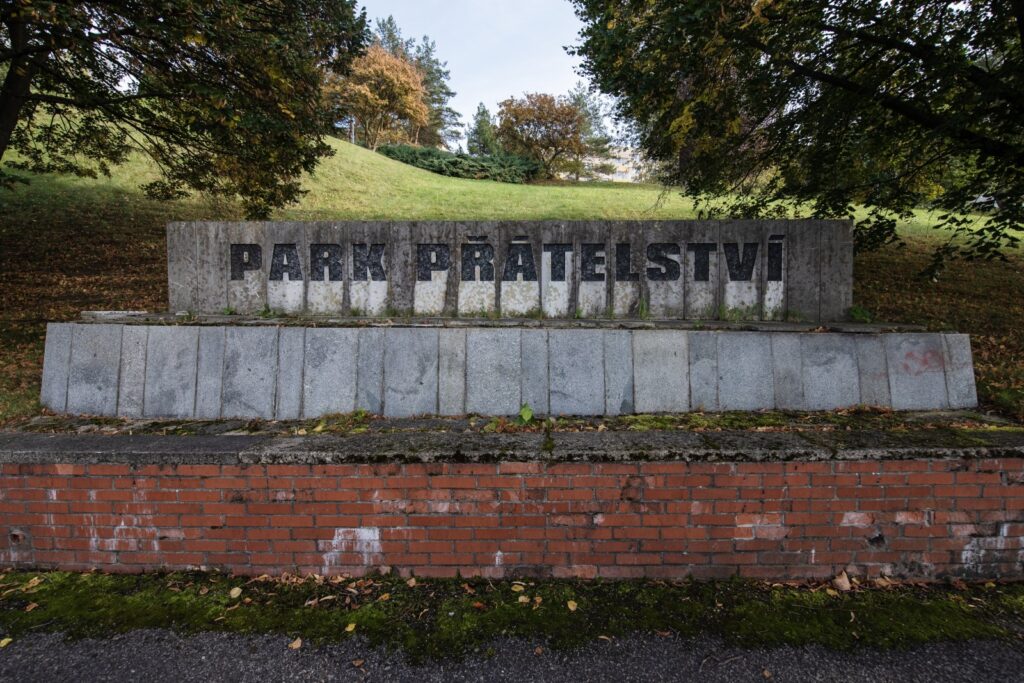 reliéf - Litvínovská, Meziboří